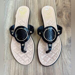 Vince Camuto Braida Thong Sandals Womens Size 7.5 - Black